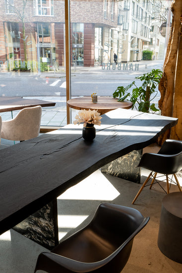 Tisch geköhlte Eiche schwarz Holz | Table black wood